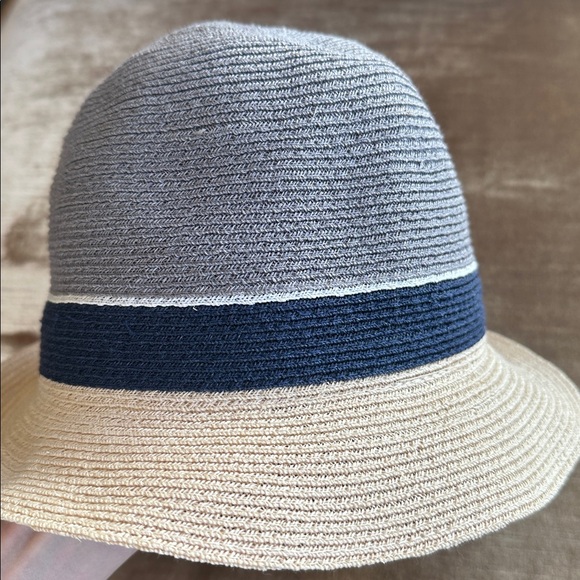 Vintage straw hat color block Hay color Navy Gray Inside adjust ribbon As Is - Picture 5 of 7